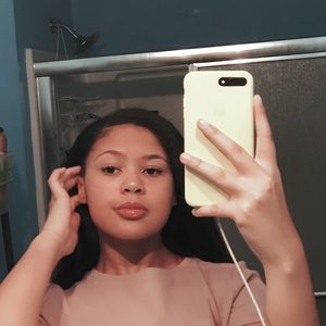 Meet your Posher, Haley